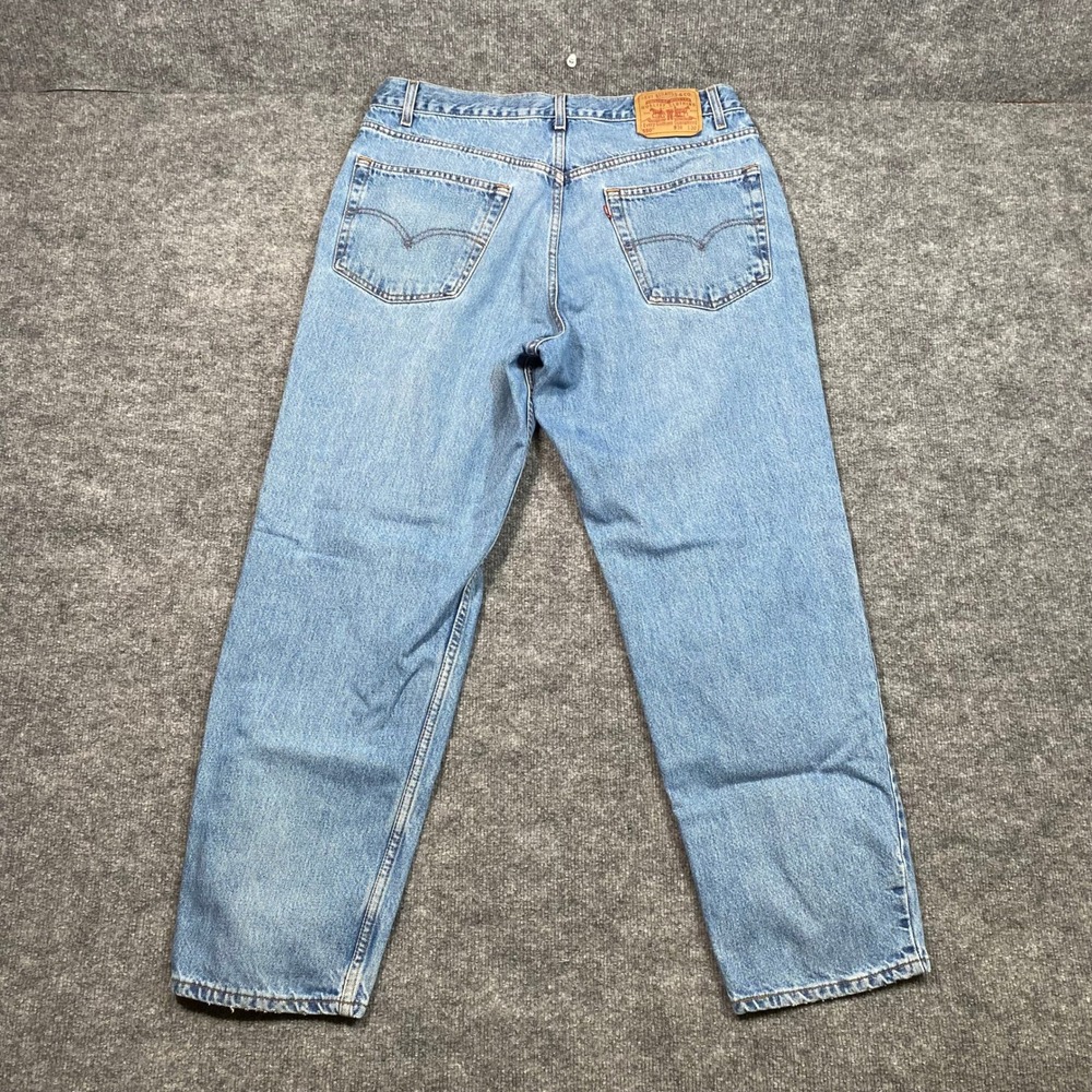 Levis 550 Relaxed Fit Jeans Mens 38x30 Light Wash Blue Tapered Denim 00550-4891